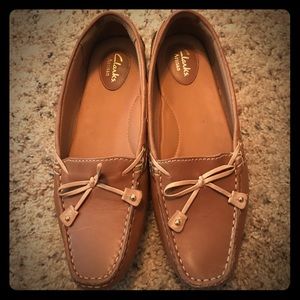 EUC Clarks Leather loafers