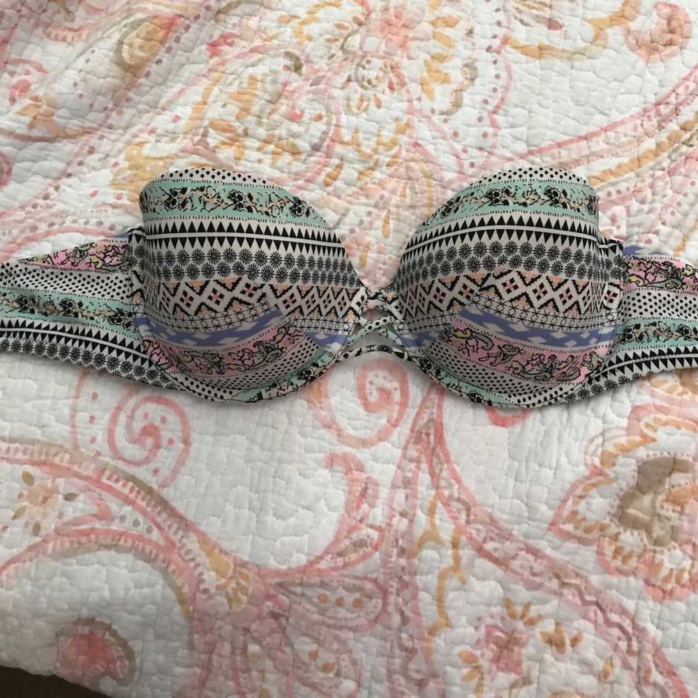 Victoria's Secret Strapless Bikini Top 32DD