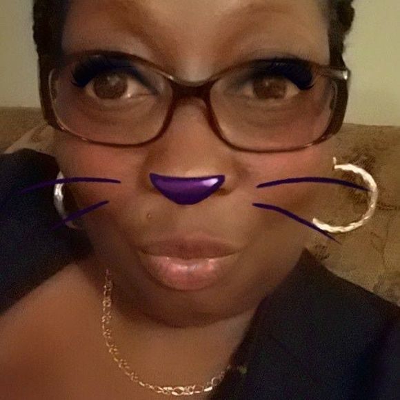 Meet your Posher, Carissa - Picture 1 of 1