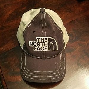 North Face fitted hat