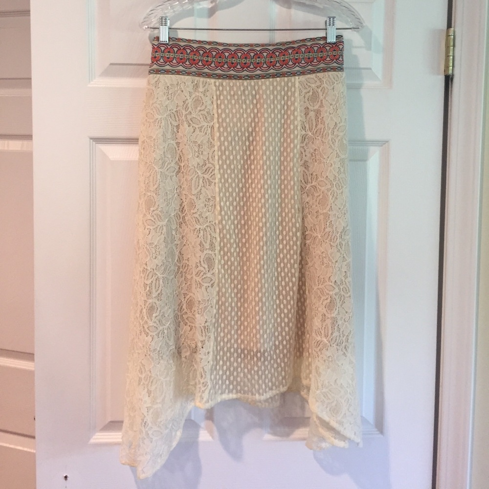 NWT Flying Tomato Boho Lace Skirt with Embroidery.