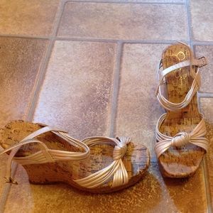 Jessica Simpson wedges