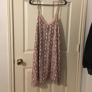 Izzy & Lola snakeskin printed dress