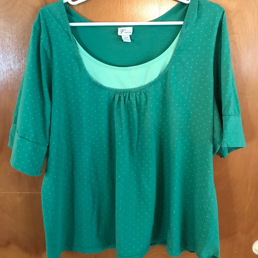 Venezia size 22/24 shirt