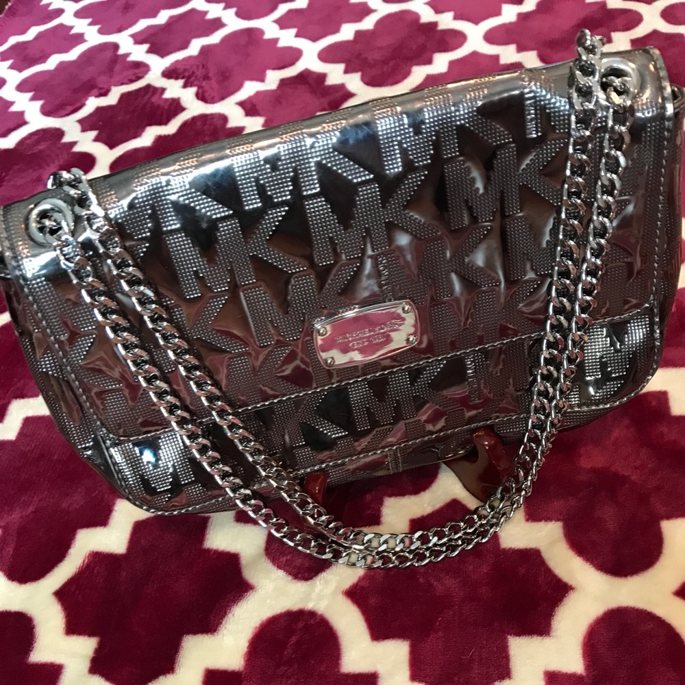 MK!! Metallic Cross body