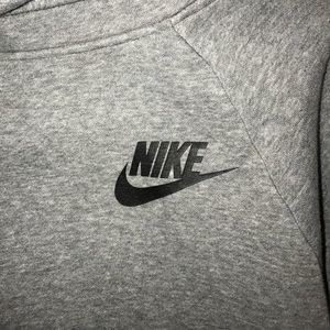 Nike sweatshirt with long neck hood