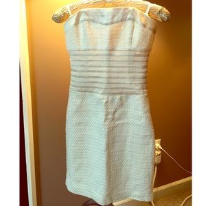 Bebe fitted cream dress