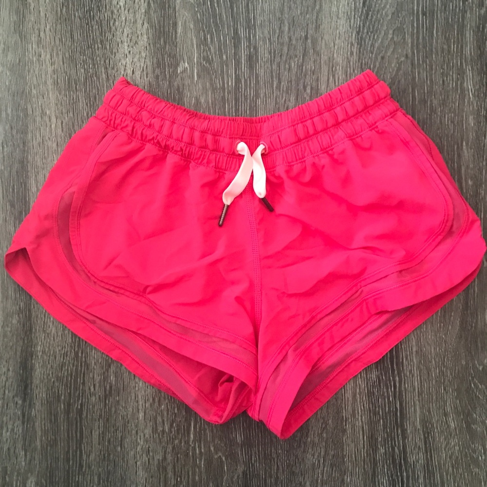Size 4 Lululemon Make A Move 2.5"