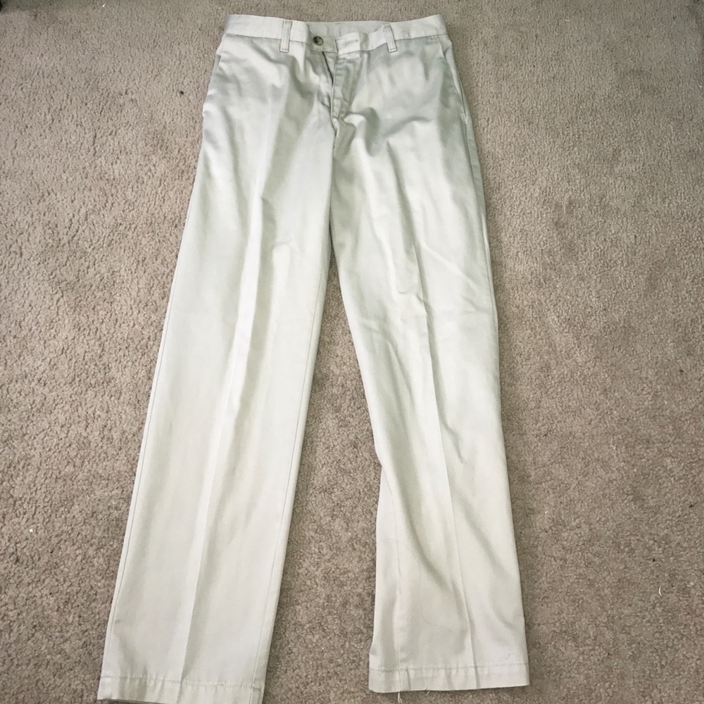 Lee khakis