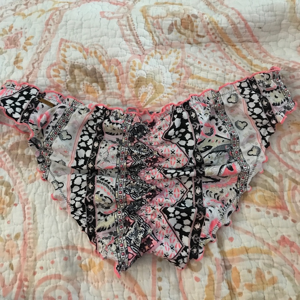 Victoria's Secret Ruffled and Cinched Bottoms