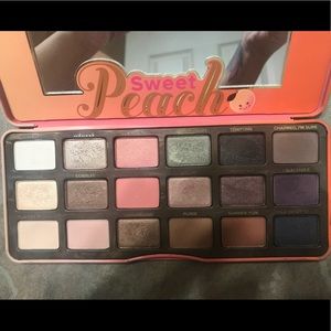 100%  Authentic Too Faced Sweet Peach Palette!