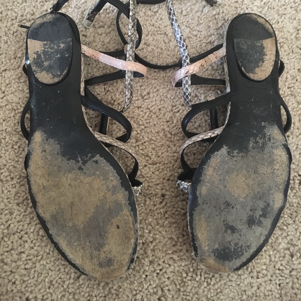 Strappy flat sandals - Picture 4 of 4