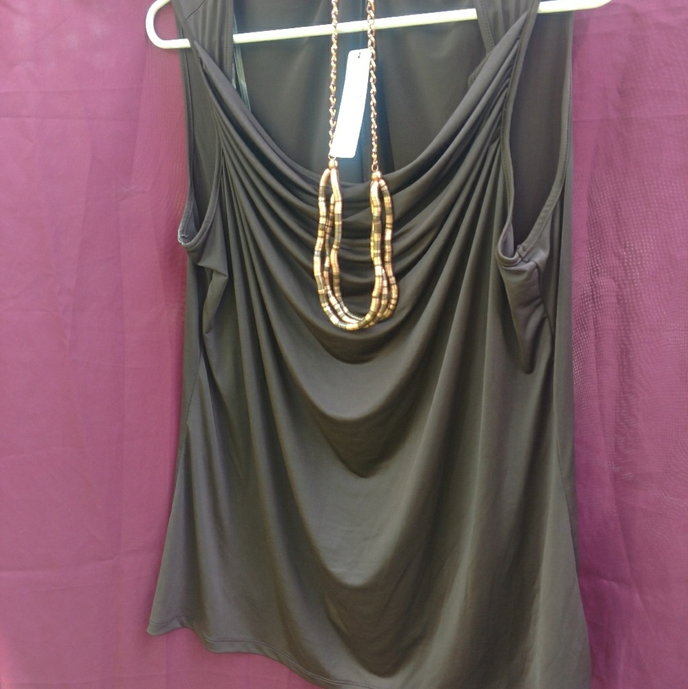 Worthington sleeveless blouse