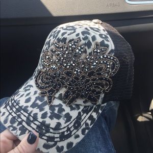 Olive & Qique Leopard Bling Trucker Style Hat