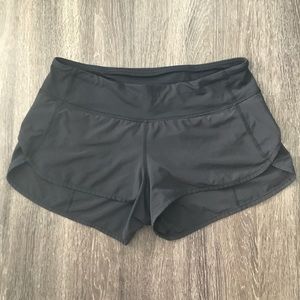 Lululemon Speed Up Short Size 6