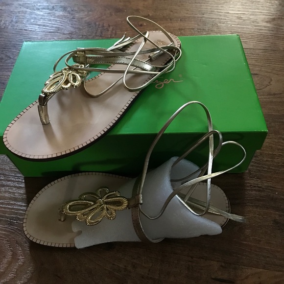 Lilly Pulitzer Shoes - DEAL OF THE DAY ! Lilly Pulitzer pier sandals