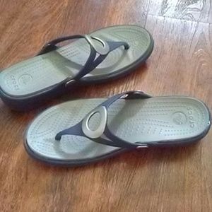 Crocs thong
