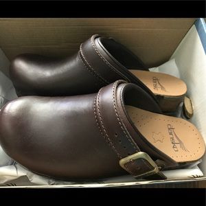 Dansko clogs - brand new