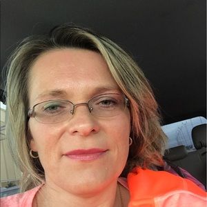 Meet your Posher, Agata