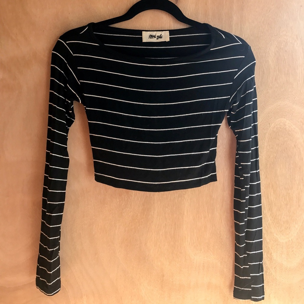 Black and White Stripped Crop Top