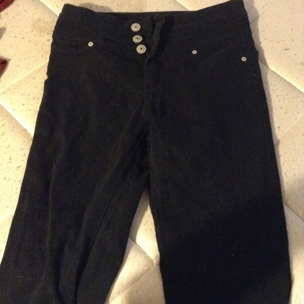 Black skinny jeans