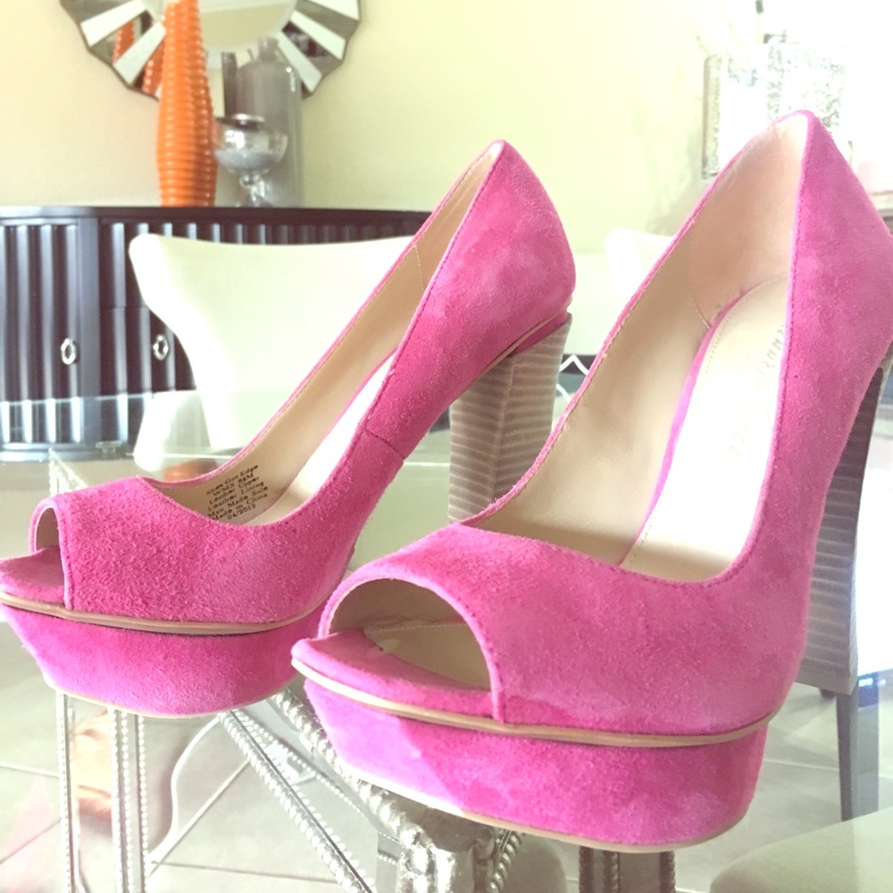 Pink Suede Kenneth Cole Peep Toe Pumps Heels