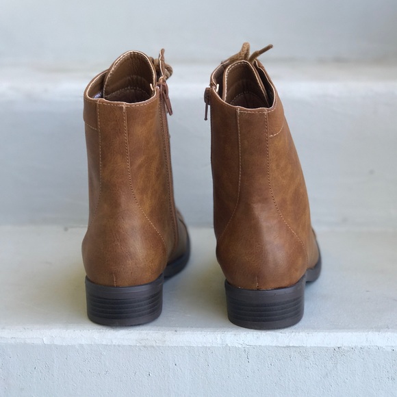 Chic Lace Up Combat Moto Boots - Picture 2 of 4