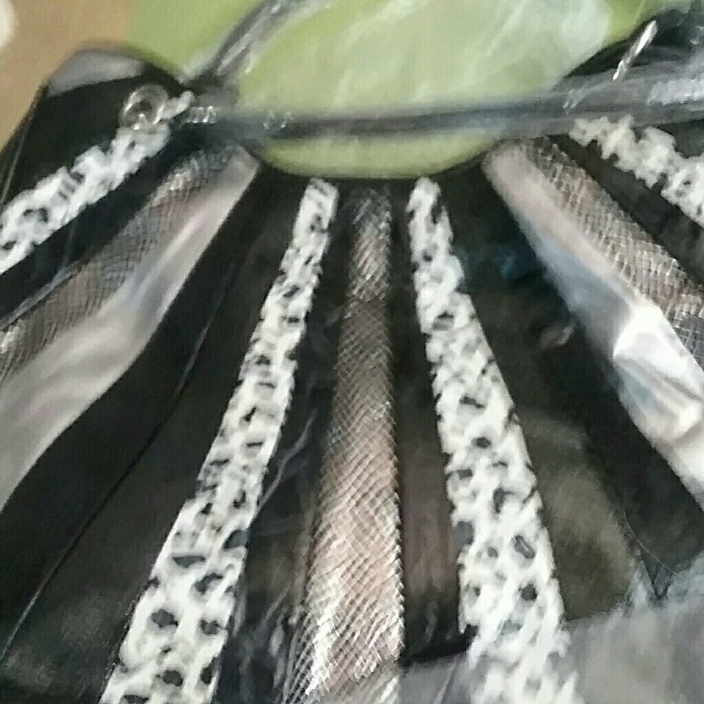 Brand new purse