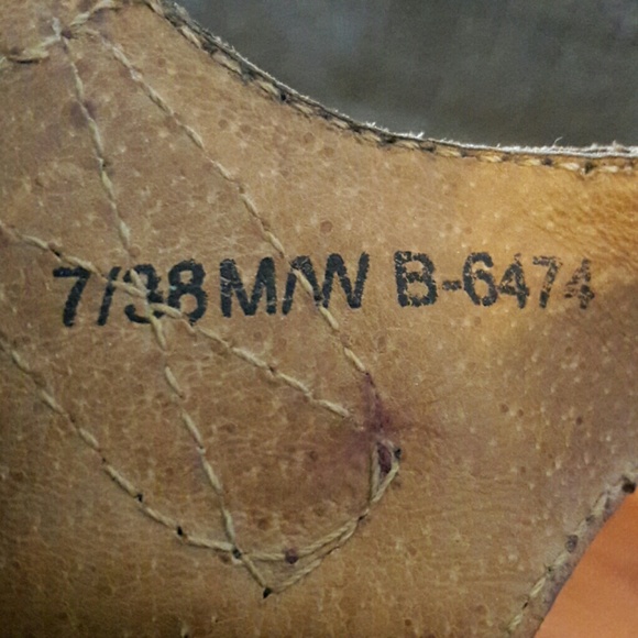 Leather Sandals - Picture 5 of 5