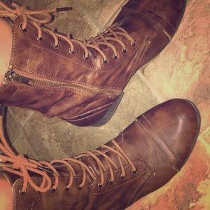Lace up leather boots