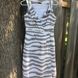 J. Crew dress size 2 grey white ruffle v-neck