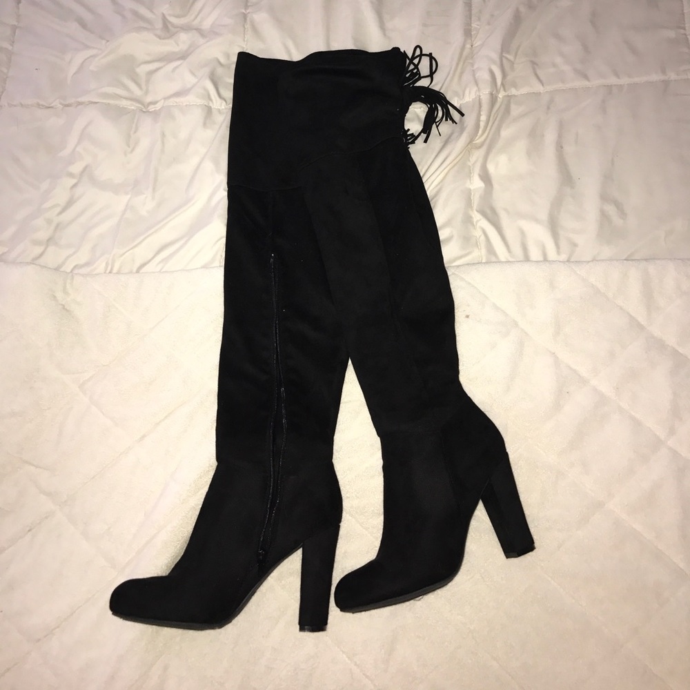 OVER THE KNEE BOOTS