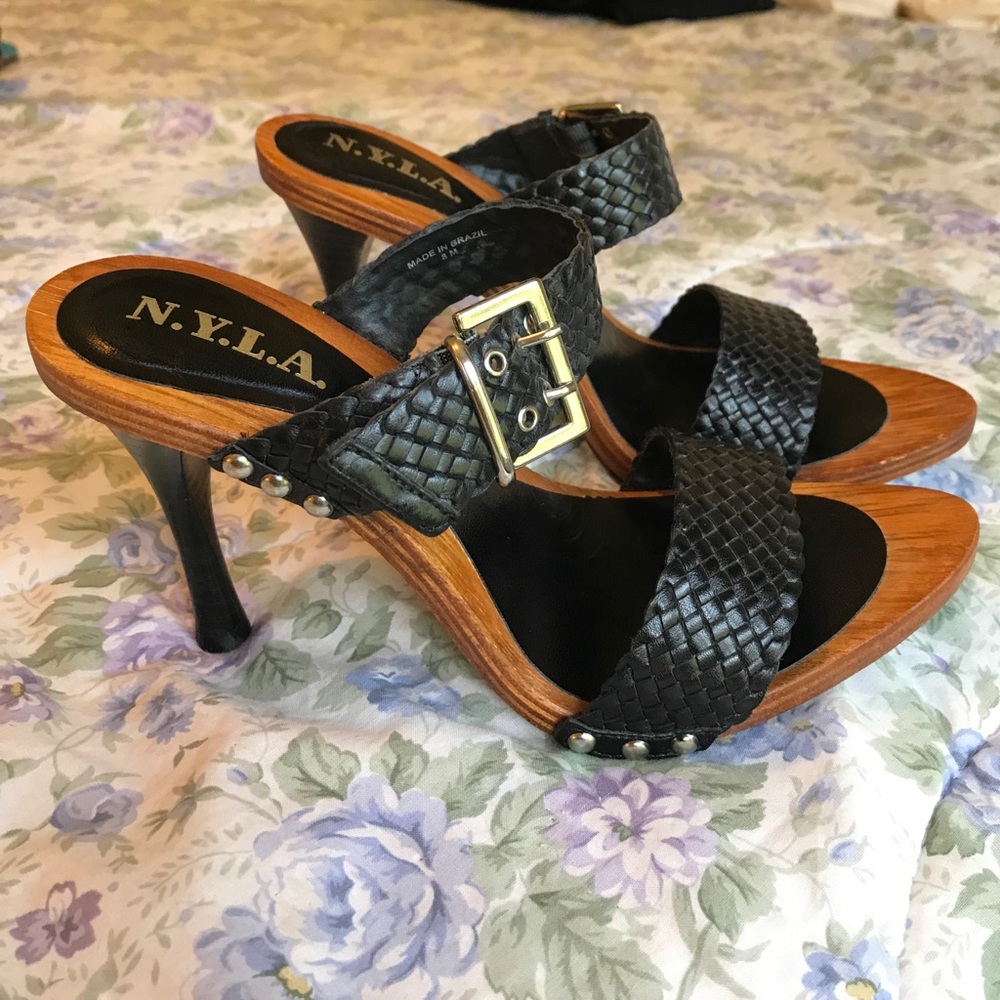 Sexy Sandals.  Buckles are Adjustable.  EUC!