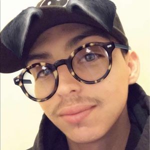 Meet your Posher, Savage