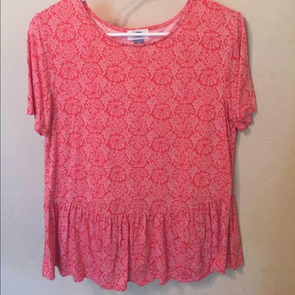 Old Navy Ruffle Top - Picture 2 of 4