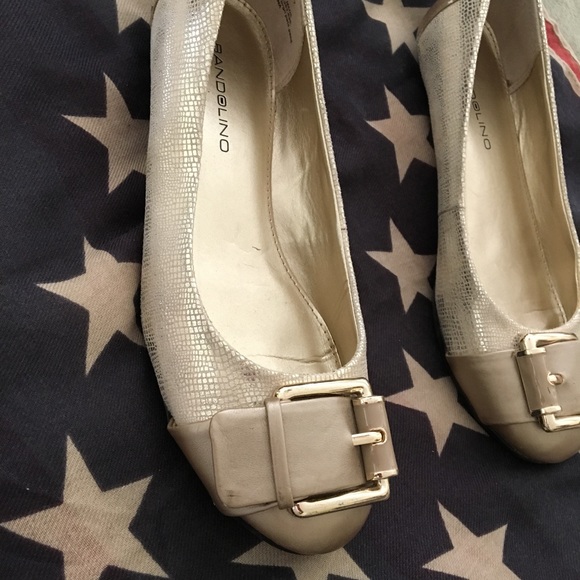 Slippers - Picture 2 of 3