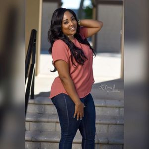 Meet your Posher, Ivory