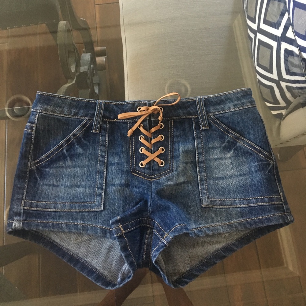 TILLY'S SUEDE LACE UP SHORTS!!