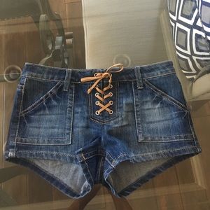 TILLY'S SUEDE LACE UP SHORTS!!