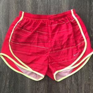 Nike Tempo Running Short Size Small 3"