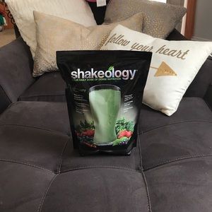 SKAKEOLOGY