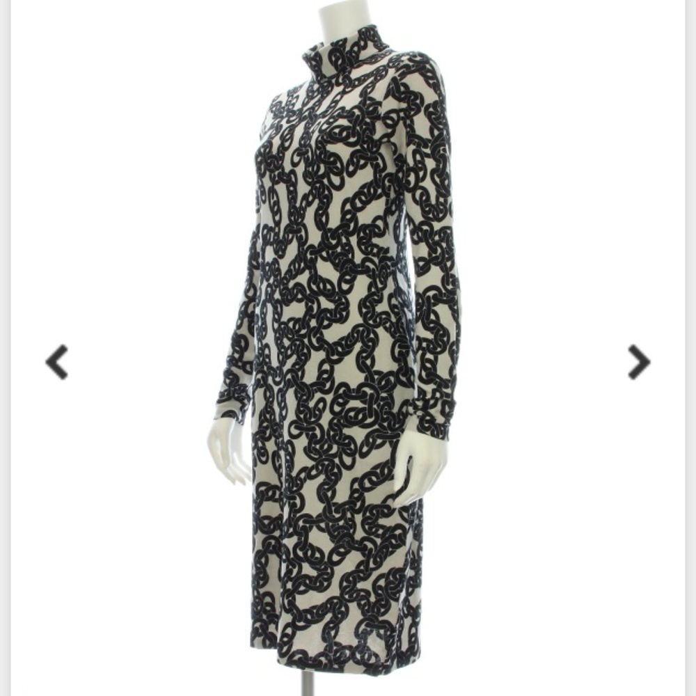 DVF Sophilia chain patterned dress