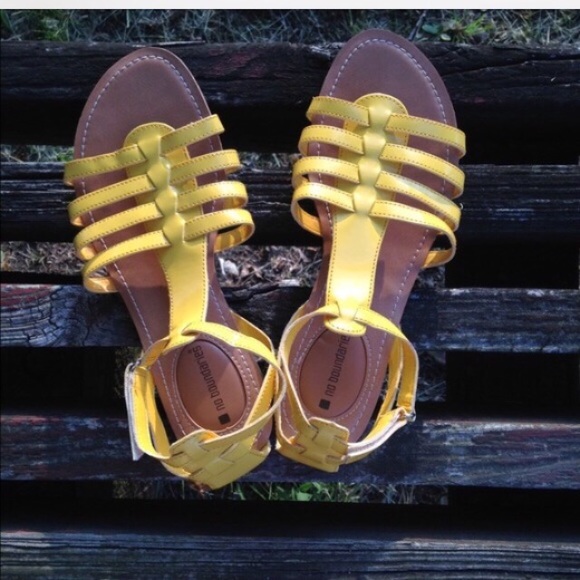 ๐ฅSOLD๐ฅOphelia Gladiator Sandals. - Picture 2 of 6