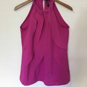 🌟BOGO SALE!🌟 Fuchsia tank - very flattering!!