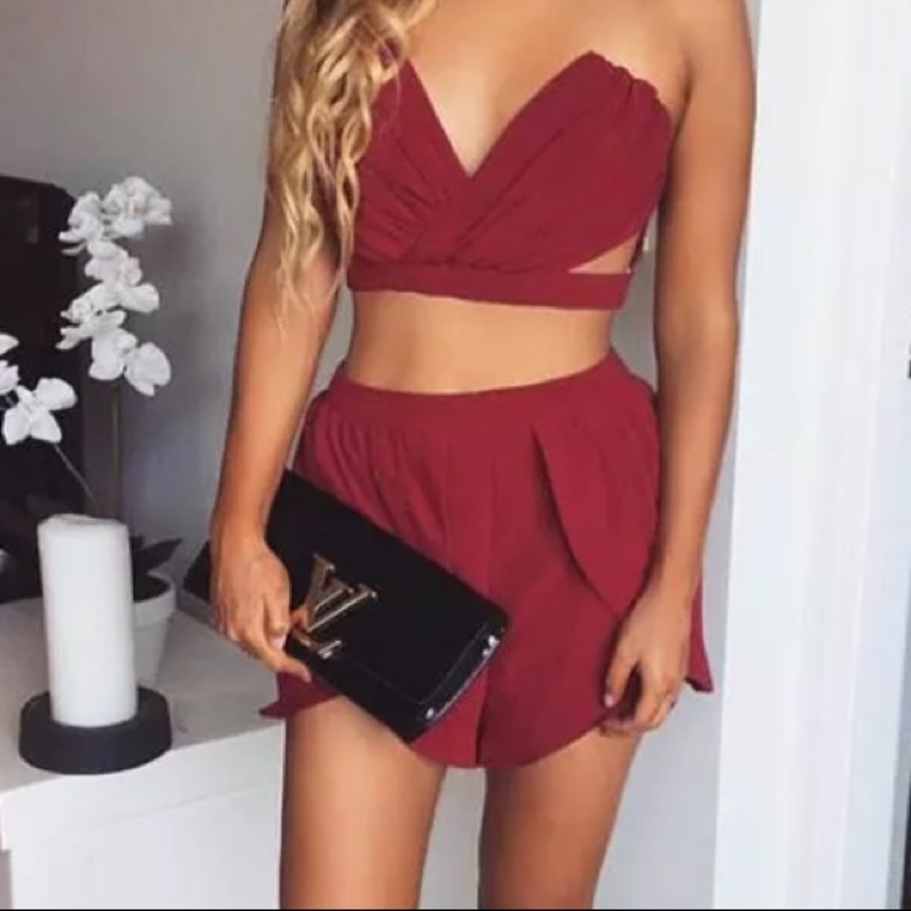 🌹Sexy but Elegant Two Piece🌹