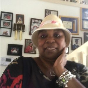 Meet your Posher, Angelica