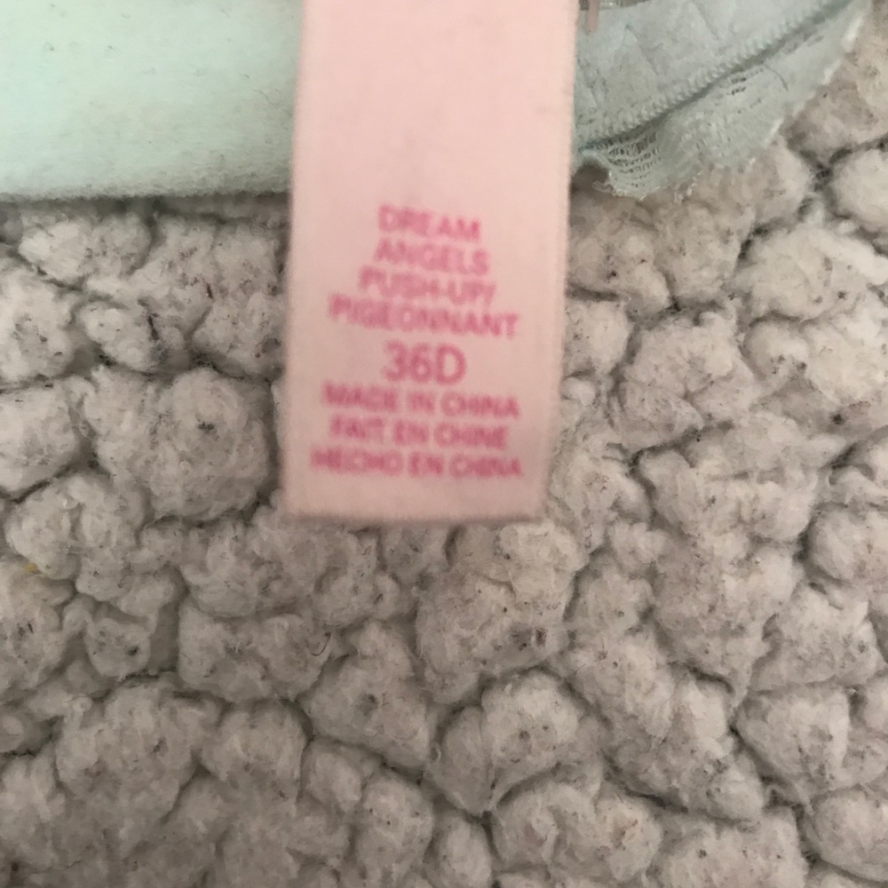 Victoria's Secret dream angels push up bra 36D