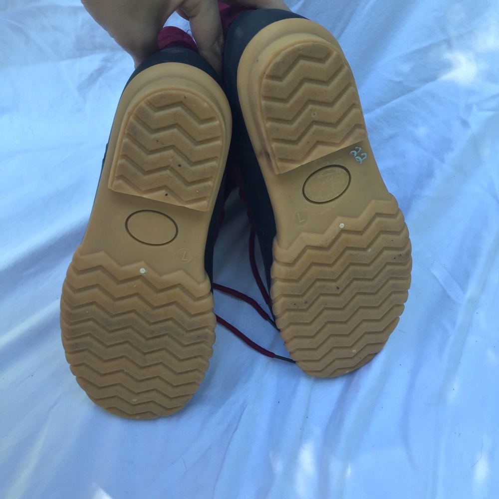 Winter Boots - Picture 5 of 7