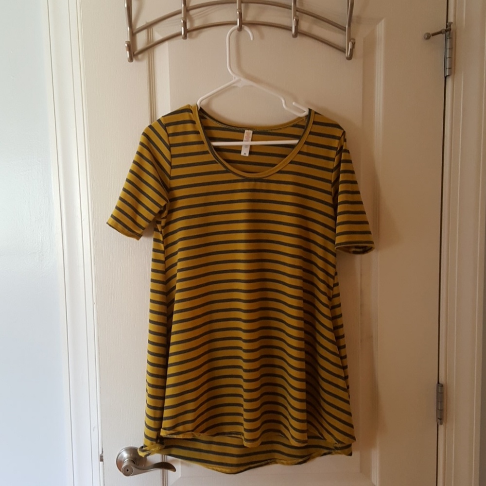 Lularoe XS  Perfect Tee