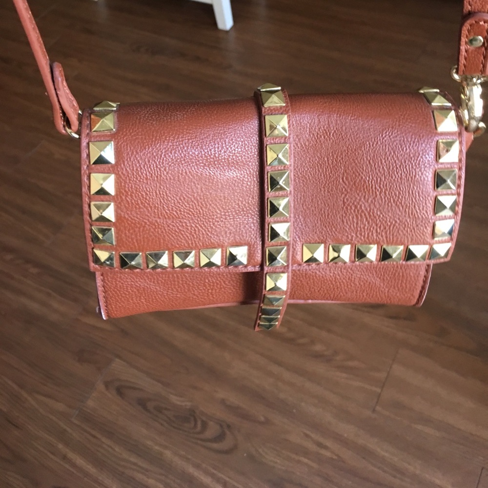 Steve Madden over the shoulder purse